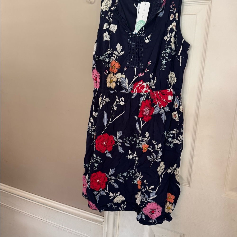 Market and Spruce Floral Sleeveless Dress